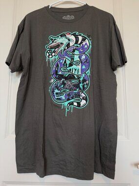 Beetlejuice It's Showtime Geek Fuel T-Shirt Size L Gray Cotton Snake Horror